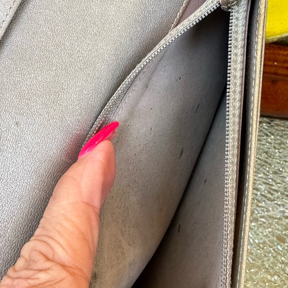 CHANEL CAMELLIA FLORAL LAMB SKIN WALLET GUC  BLACK GREY INTERIOR - Picture 6 of 16